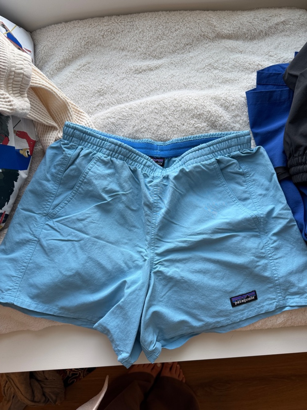 Patagonia Women’s XS Light Blue Baggies shorts